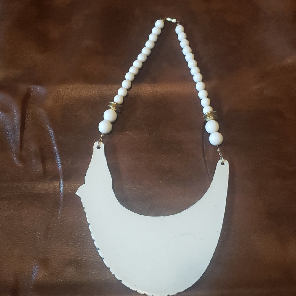 Necklace - Picture 2 of 4